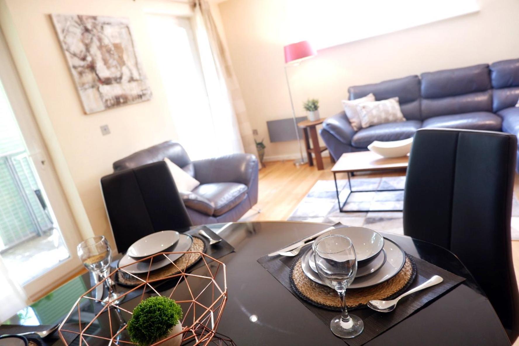 Apartment Stunning Apartment Close To Cambridge Station With Free Parking! *